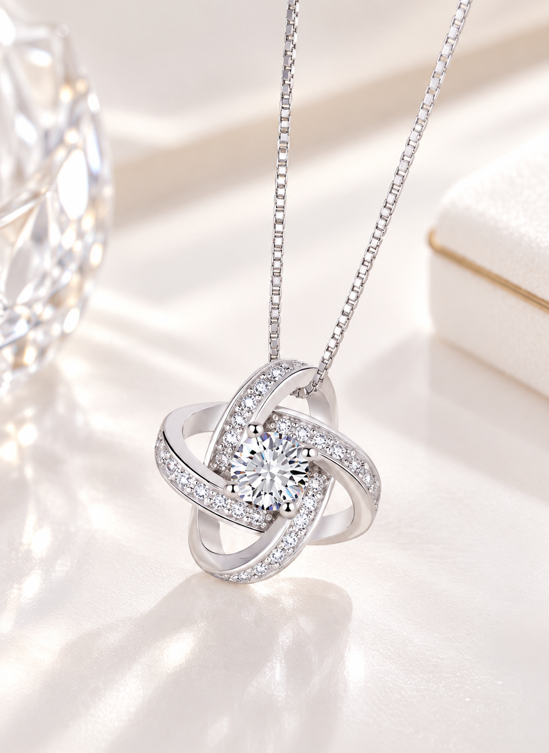 New Arrivals Real 925 Sterling Silver Crystal Clover Necklaces Pendant Hot Sale Pure Silver Jewelry for Women