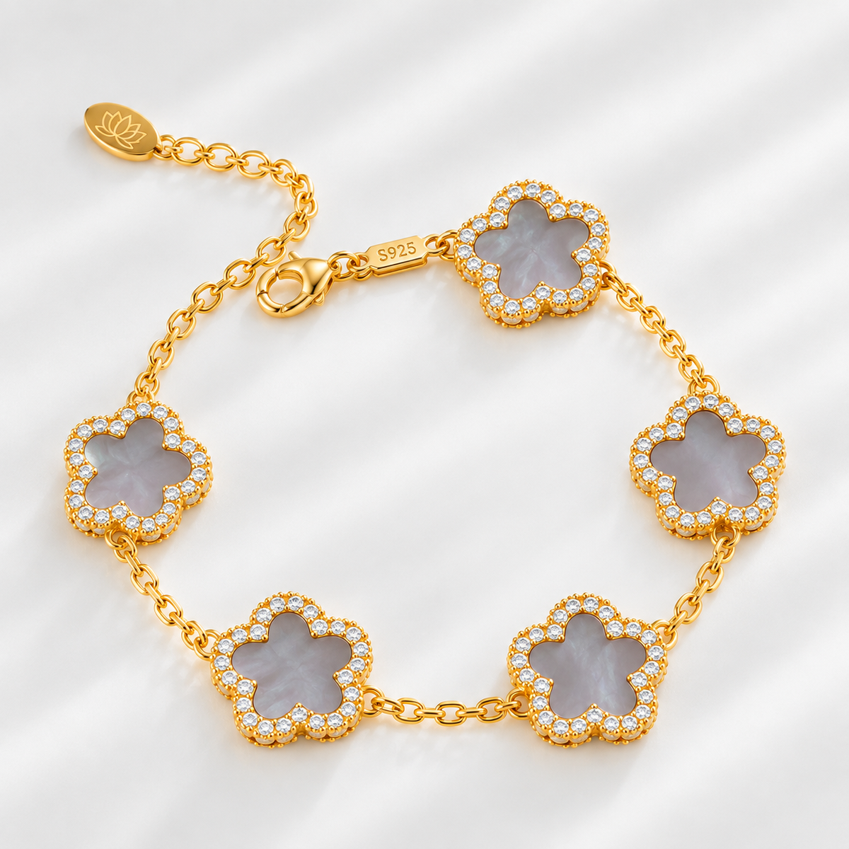 QIFEI Hot Selling Plum Flower Bracelet Multicolor Five-leaf Clover Bracelet for Women